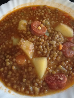 Una foto de Lentejas rápidas con chorizo
