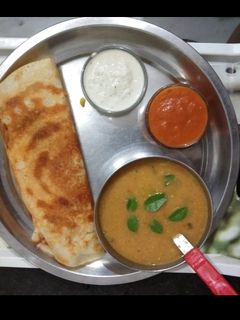 मसाला डोसा(masala dosa recipe in hindi) रेसिपी मुख्य फोटो