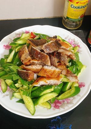 Hình của món Gỏi khô cá lóc dưa leo.