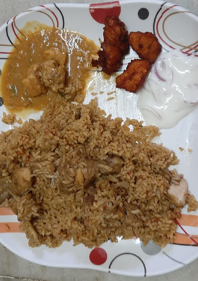 ஆம்பூர் சிக்கன் தம் பிரியாணி செய்முறை முக்கிய புகைப்படம்