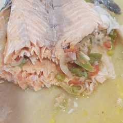 Una foto de Trucha al horno con arroz graneado