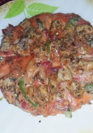 A picture of Pita Bread Pizza.