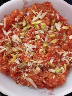 A picture of Gajar ka halwa.