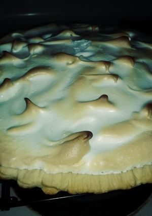 A picture of Lemon meringue pie #america.