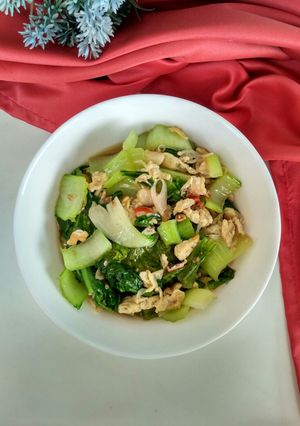Foto resep Tumis Pakcoy Telur