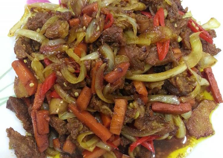 Daging goreng lobak merah