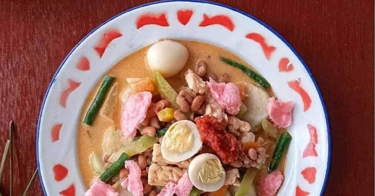 Ketupat Betumis Batang Sayur