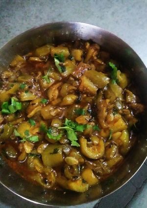 तोरई की सब्जी रेसिपी मुख्य फोटो