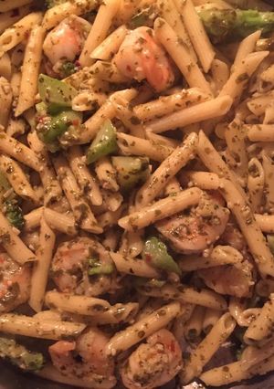 A picture of Pesto Shrimp with Pasta and Broccoli.