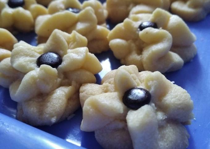 Resep: Kue Semprit Bahan terjangkau Irit Anti Gagal