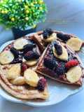 Waffle Pisang Raja dengan Jem Mulberi