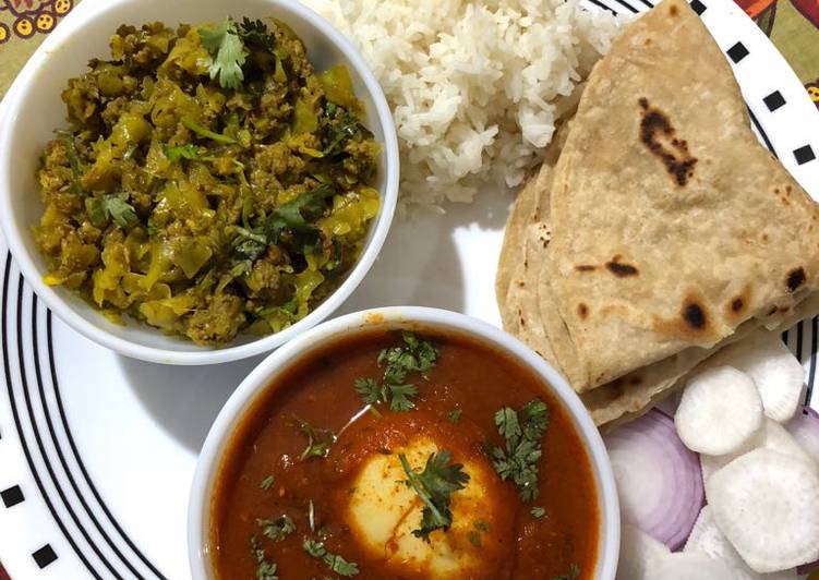 Recipe: Appetizing Anday ka Salan,Cabbage Dum ka Keema, white rice and roti