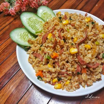 Resep Nasi Goreng Smoke Beef Oleh Ihdanas Cookpad