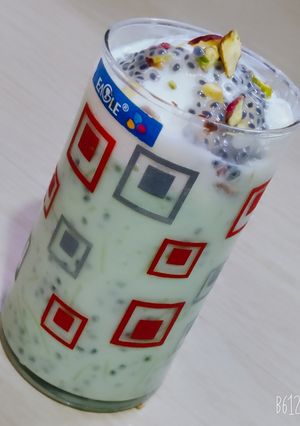 A picture of Kesar Pista Falooda.