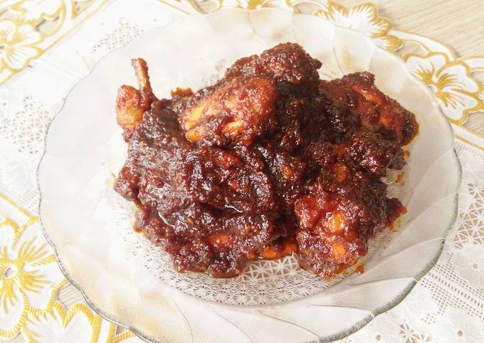 Bagaimana Membuat Ayam Bumbu Rujak yang Menggugah Selera