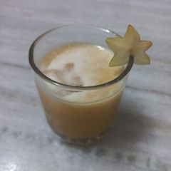 Star Fruit shots A picture of Star Fruit shots.
