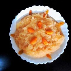 A picture of Sooji Halwa.
