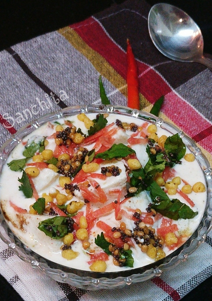 थायिर इडली ((Thayir Idli recipe in Hindi) रेसिपी मुख्य फोटो