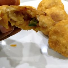 A picture of Aloo potatoes purì.