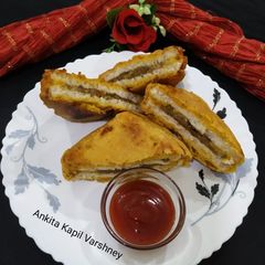 A picture of Bread (Bread Pakoda).