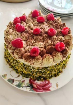 Une photo de Tiramisu pistache et framboise 🍰