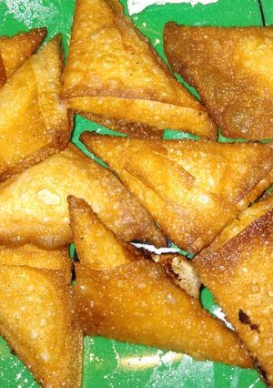 صورة لوصفة سمبوسه بالجبنه القريش