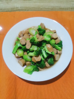 Foto resep Tumis brokoli sosis saus tiram