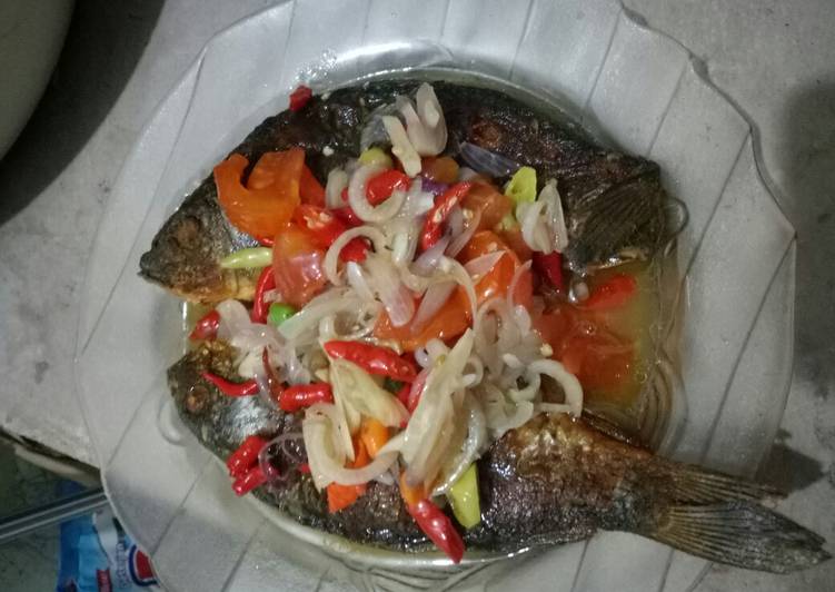 Resep Ikan mas saus tiram, Bisa Manjain Lidah