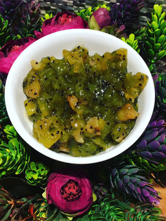 Una foto de Mermelada de kiwi con nueces