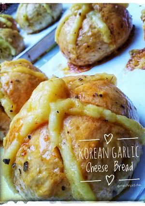 Foto resep Korean Garlic Cheese Bread with cheese bechamel
