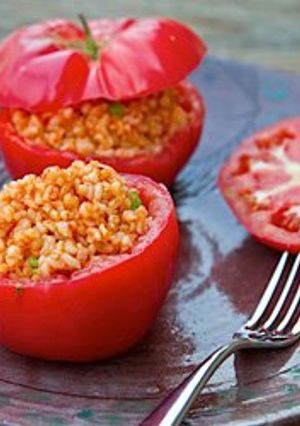 A picture of Lebanese Bulgur with Tomatoes.