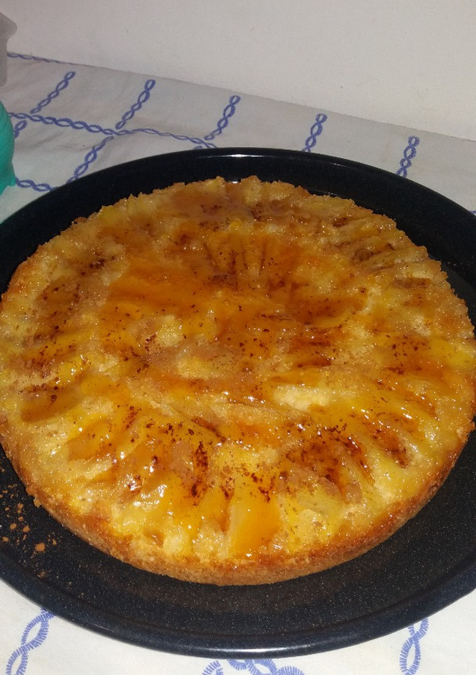 Una foto de Torta de manzana invertida