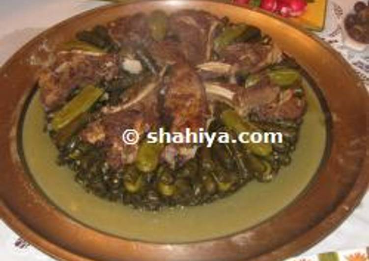 How To Get A Delicious Stuffed Vine Leaves and Zucchini