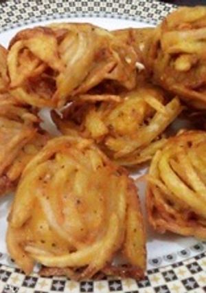 A picture of Lachha chicken pakora.