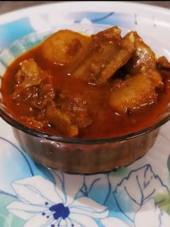 পেঁপে আলু দিয়ে খাসির মাংসের ঝোল(Pepe alu diye khasir mangsher jhol recipe in Bengali) রেসিপির প্রধান ছবি