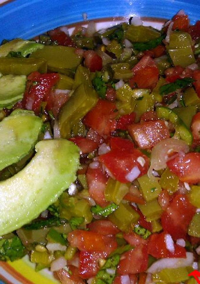 Una foto de Salsa mexica