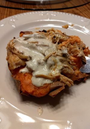A picture of Slow cooker Buffalo chicken.