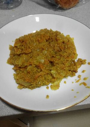 Foto principal de Quinoa con zanahoria y cebolla
