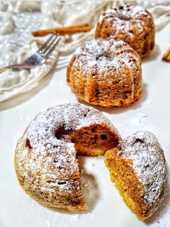 Una foto de Muffins de calabaza y queso crema