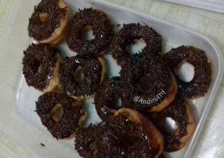 Langkah Mudah untuk Membuat Donat maizena mini tanpa telur yang Lezat Sekali