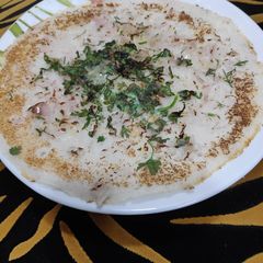 A picture of Onion uttapam.