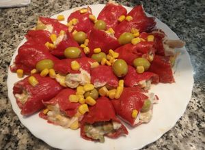 Foto principal de Pimientos del piquillo rellenos de pollo