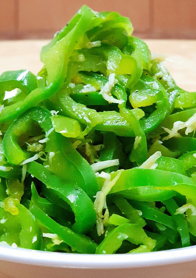 吻仔魚鮮炒甜椒 的食譜成品照片