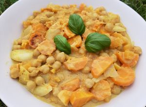 Une photo de Curry végétarien à la Courge