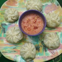 A picture of Veg momos.