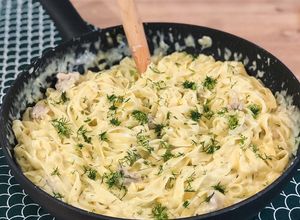 O poză a rețetei Tagliatelle cu pui.