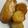 Salmón con papas doradas