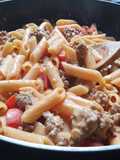 Penne in cremiger Gehacktes-Sauce