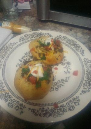 A picture of Biscuit taco cups.