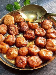 সুজির রসবড়া রেসিপির প্রধান ছবি